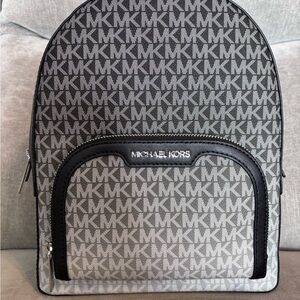 Jaycee Medium Ombré Signature Logo Backpack (Black and Gray)